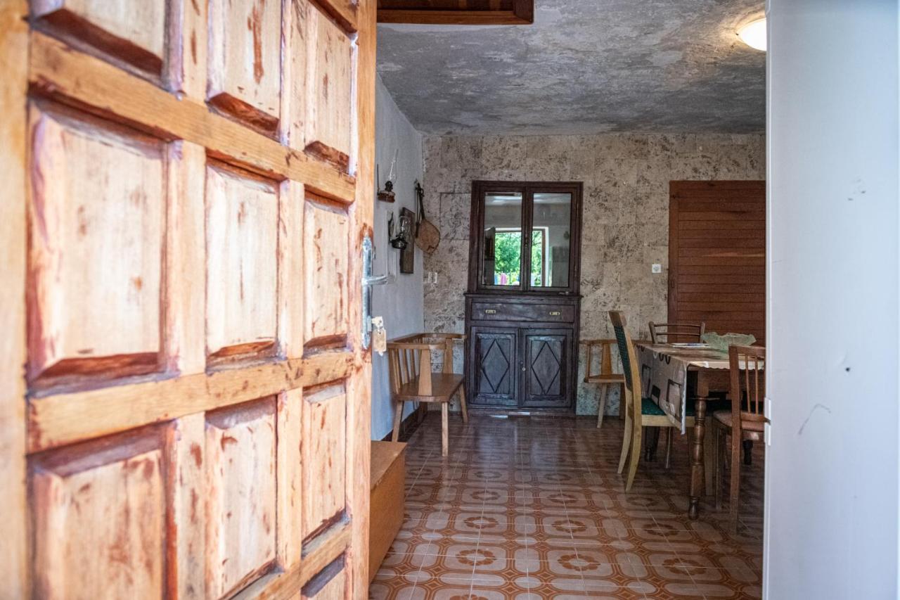 Guest House Gornji Ceklin Τσέτινιε Εξωτερικό φωτογραφία