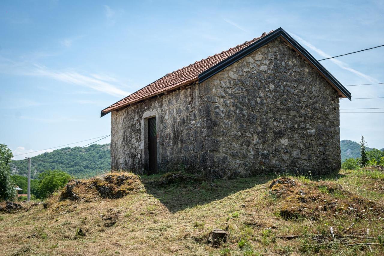 Guest House Gornji Ceklin Τσέτινιε Εξωτερικό φωτογραφία